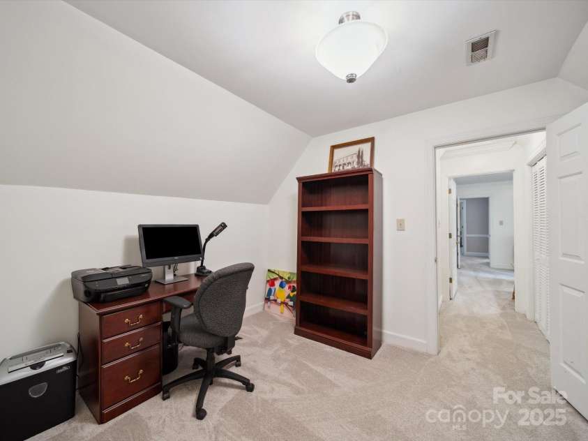 1518 Appaloosa Way, Gastonia, NC 28056.  MLS# CAR4265252, YatesRealty ID 19610. 