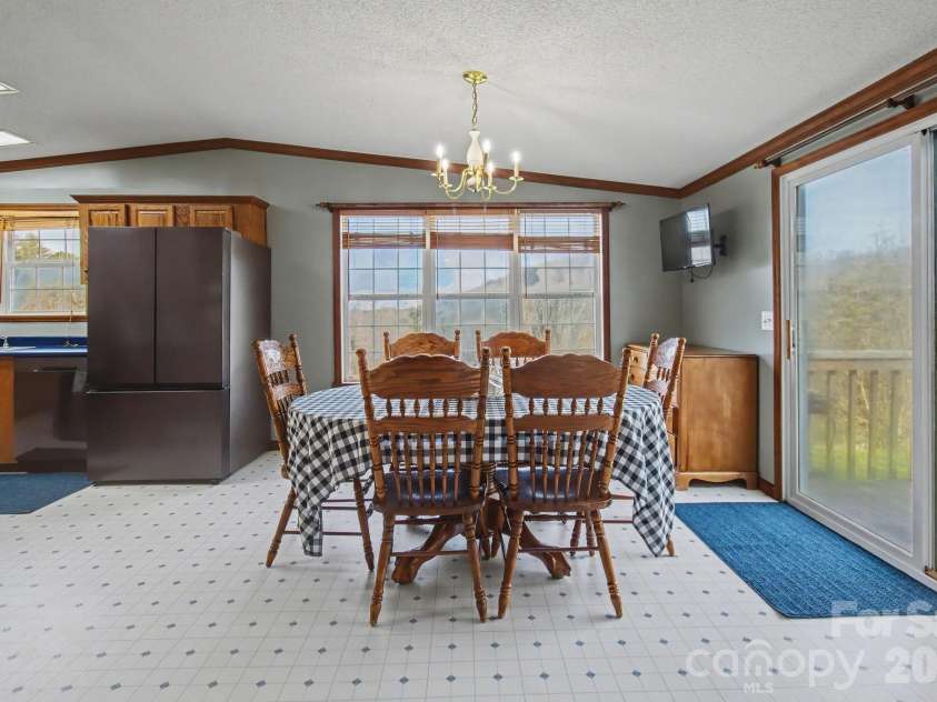 74 Chambers Road, Weaverville, NC 28787.  MLS# CAR4364080, YatesRealty ID 19610. Dining Area