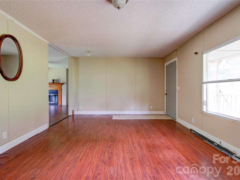 136 Foxhill Drive, Shelby, NC 28150.  MLS# CAR4378015, YatesRealty ID 19611. 
