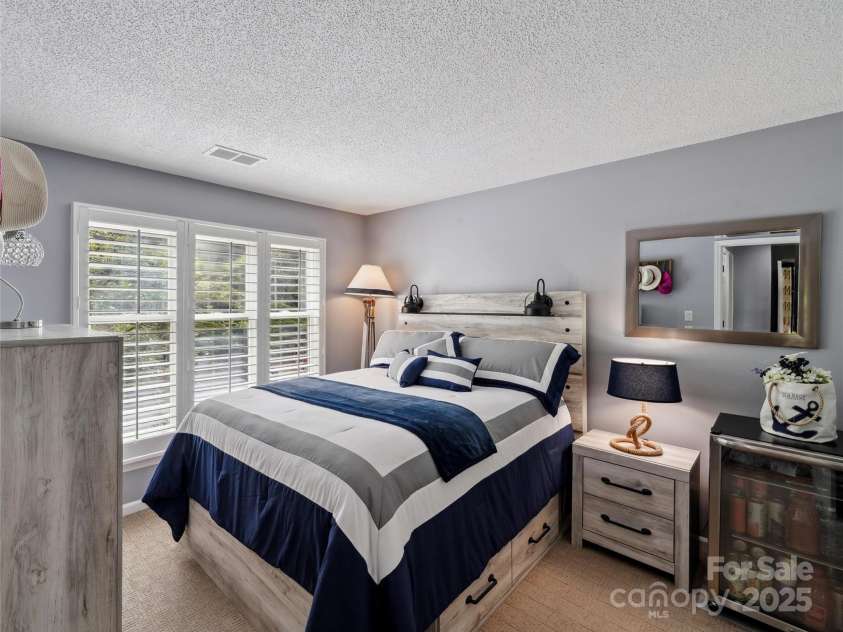 635 Portside Drive, Davidson, NC 28036.  MLS# CAR4264863, YatesRealty ID 19611. 