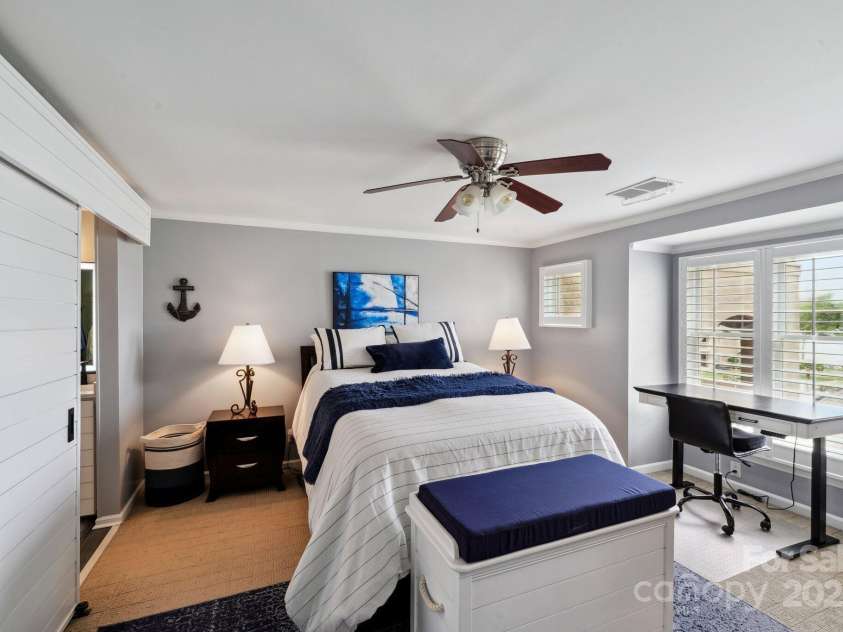 635 Portside Drive, Davidson, NC 28036.  MLS# CAR4264863, YatesRealty ID 19611. 