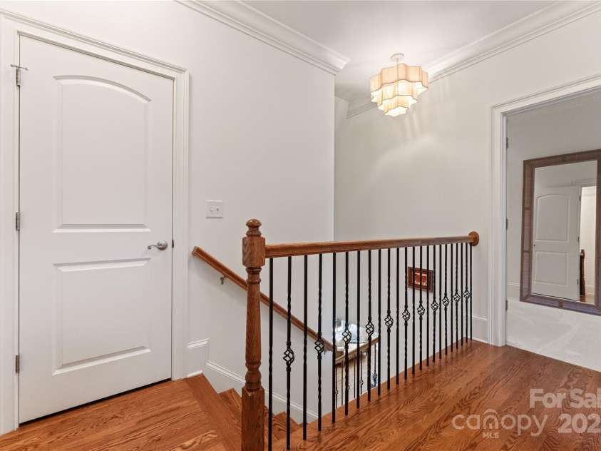 901 Hartford Avenue, Charlotte, NC 28209.  MLS# CAR4267202, YatesRealty ID 19612. 