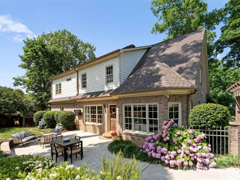 901 Hartford Avenue, Charlotte, NC 28209.  MLS# CAR4267202, YatesRealty ID 19612. 