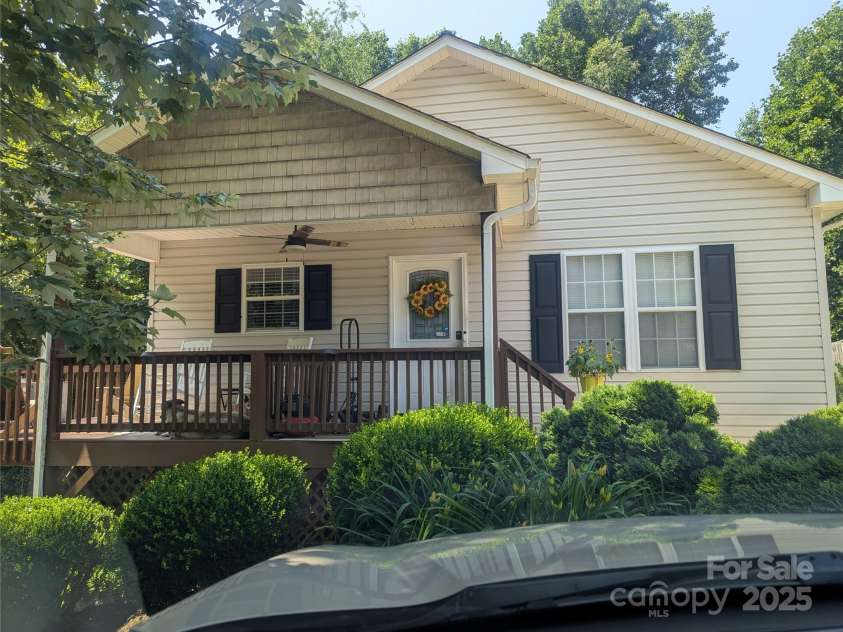 5077 Edney Court, Granite Falls, NC 28630.  MLS# CAR4269277, YatesRealty ID 19613. 