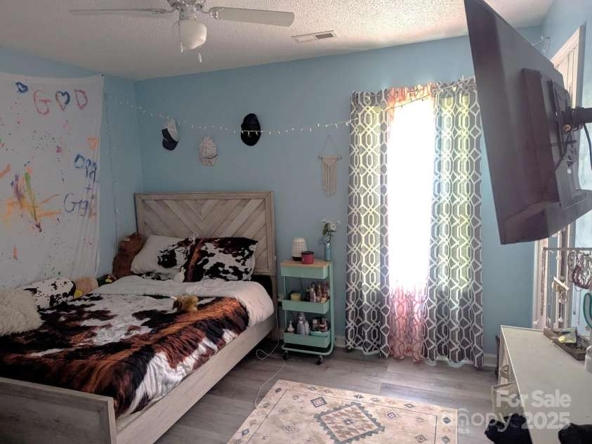 5077 Edney Court, Granite Falls, NC 28630.  MLS# CAR4269277, YatesRealty ID 19613. 