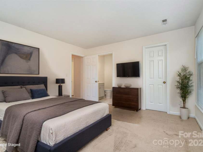 10240 Rose Meadow Lane, Charlotte, NC 28277.  MLS# CAR4213685, YatesRealty ID 19614. Virtually Staged Primary Bedroom