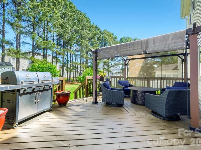 3922 Green Pasture Road, Charlotte, NC 28269.  MLS# CAR4375257, YatesRealty ID 19615. 