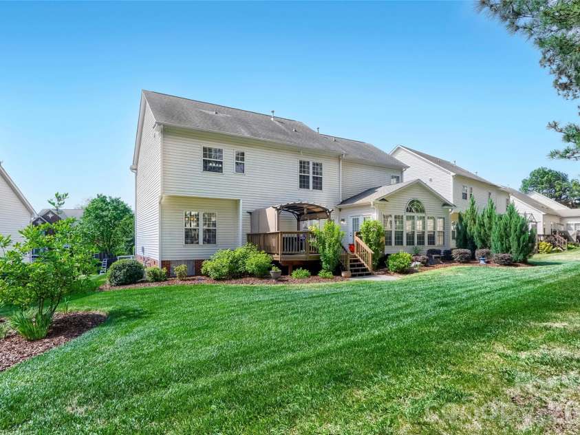 3922 Green Pasture Road, Charlotte, NC 28269.  MLS# CAR4375257, YatesRealty ID 19615. 