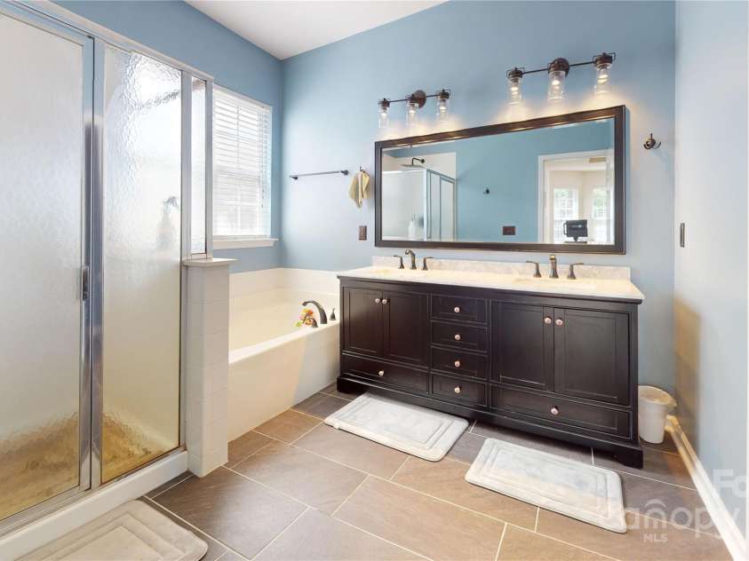 14615 Bridle Trace Lane, Pineville, NC 28134.  MLS# CAR4259188, YatesRealty ID 19618. 