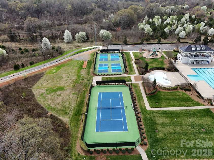4029 Spring Garden Street, Fort Mill, SC 29715.  MLS# CAR4354877, YatesRealty ID 19618. Community amenities
