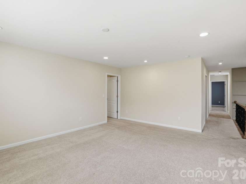 4029 Spring Garden Street, Fort Mill, SC 29715.  MLS# CAR4354877, YatesRealty ID 19618. Loft