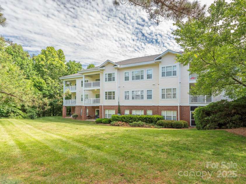 8747 Coralbell Lane, Charlotte, NC 28213.  MLS# CAR4258950, YatesRealty ID 19619. Exterior/Backyard