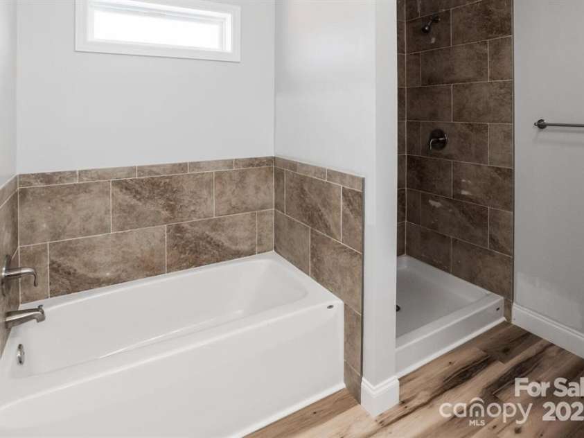 135 Quinn Hill Lane, Mars Hill, NC 28754.  MLS# CAR4214052, YatesRealty ID 1962. 