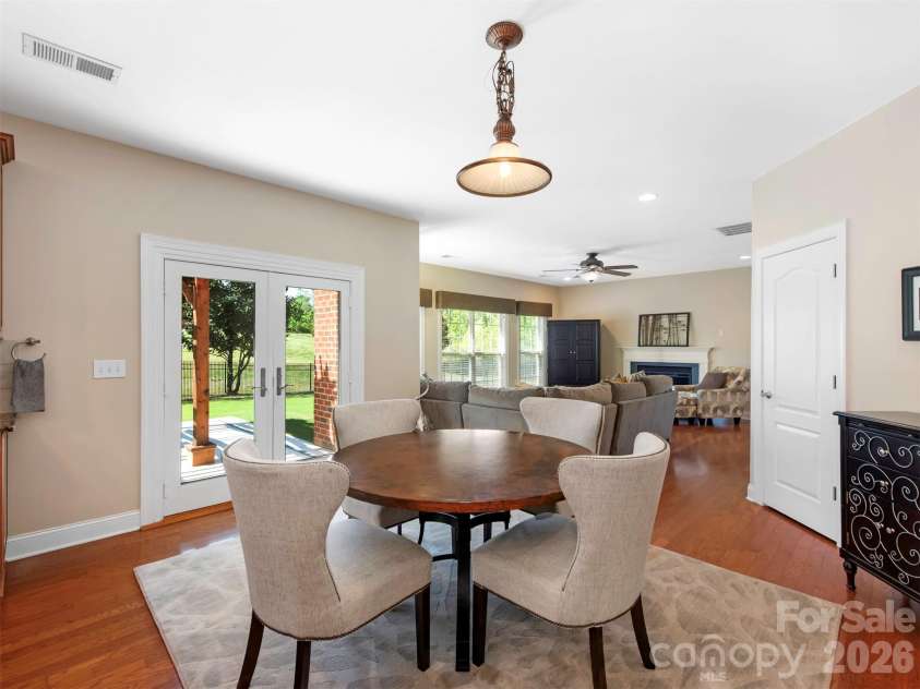 8638 Savannah Road, Harrisburg, NC 28075.  MLS# CAR4372561, YatesRealty ID 19620. Breakfast Area