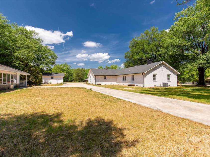 1108 Evans Mill Road, Pageland, SC 29728.  MLS# CAR4369888, YatesRealty ID 19621. 