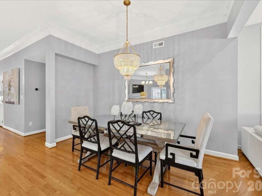 819 Mill Run Drive, Charlotte, NC 28209.  MLS# CAR4377088, YatesRealty ID 19623. 