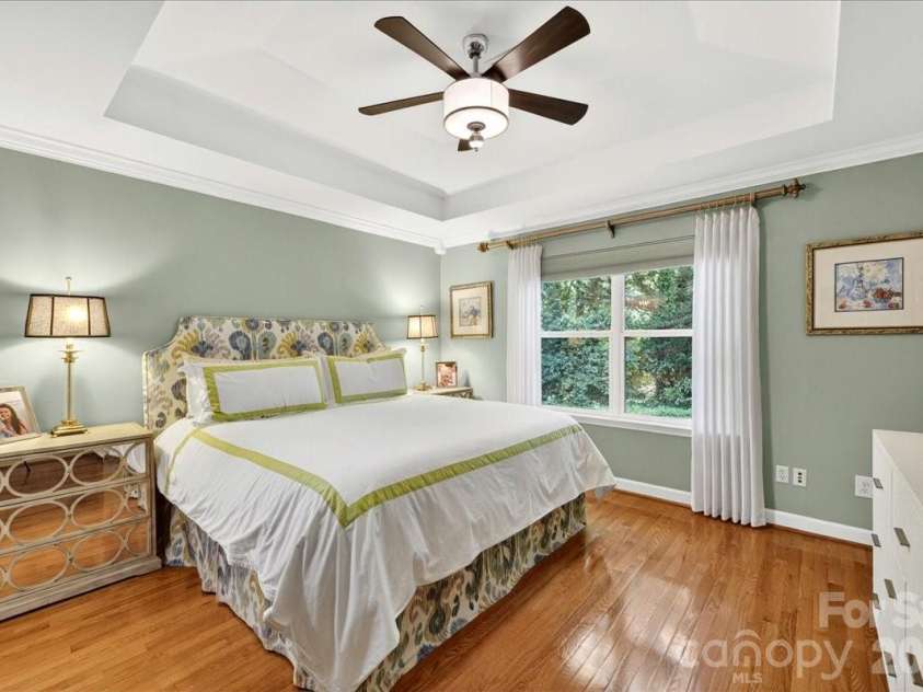 819 Mill Run Drive, Charlotte, NC 28209.  MLS# CAR4377088, YatesRealty ID 19623. 