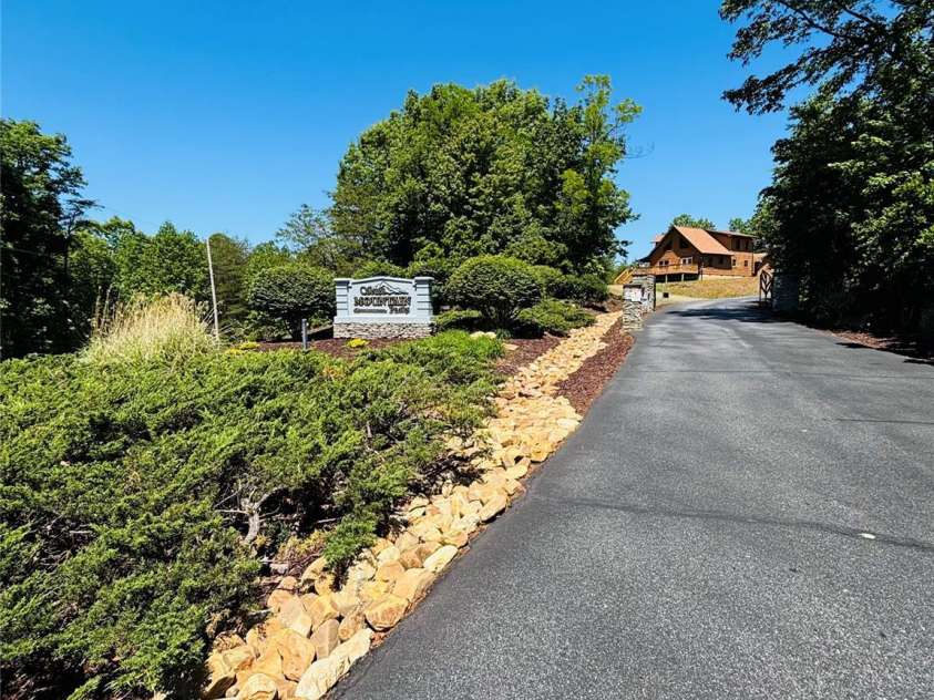 103 Woodgate Drive, Bostic, NC 28018.  MLS# CAR4375640, YatesRealty ID 19624. 