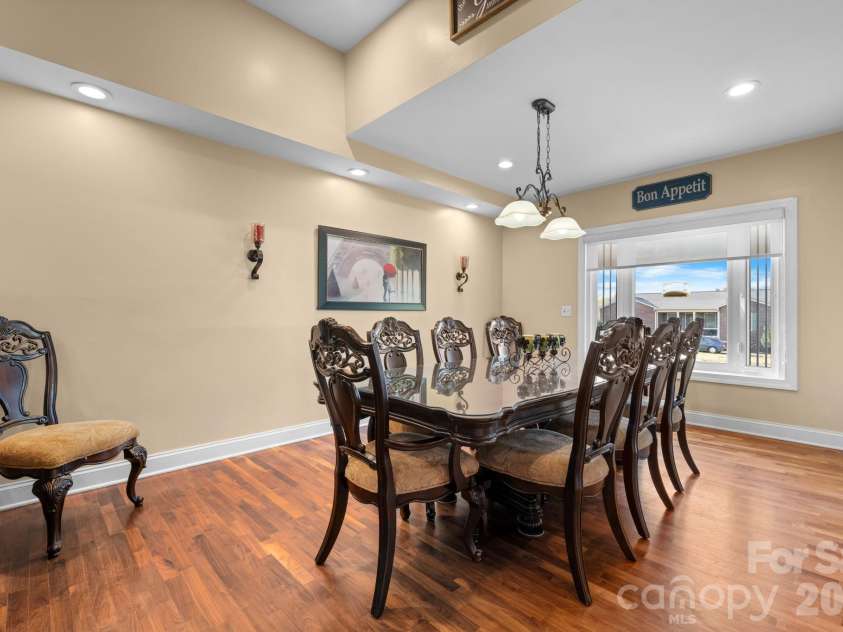 1315 Pear Drive, Conover, NC 28613.  MLS# CAR4364916, YatesRealty ID 19625. 