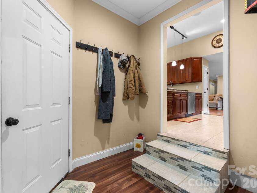 1315 Pear Drive, Conover, NC 28613.  MLS# CAR4364916, YatesRealty ID 19625. 
