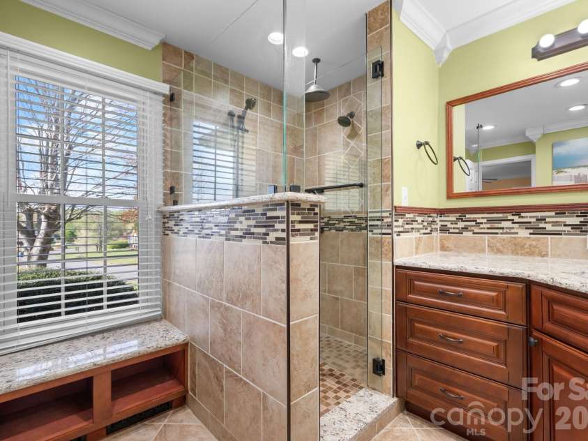 1315 Pear Drive, Conover, NC 28613.  MLS# CAR4364916, YatesRealty ID 19625. 
