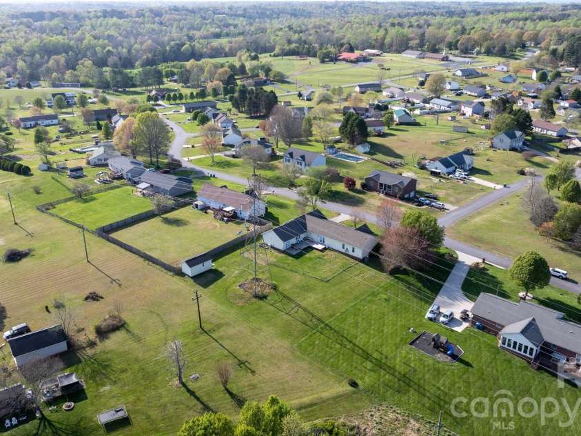 1315 Pear Drive, Conover, NC 28613.  MLS# CAR4364916, YatesRealty ID 19625. 