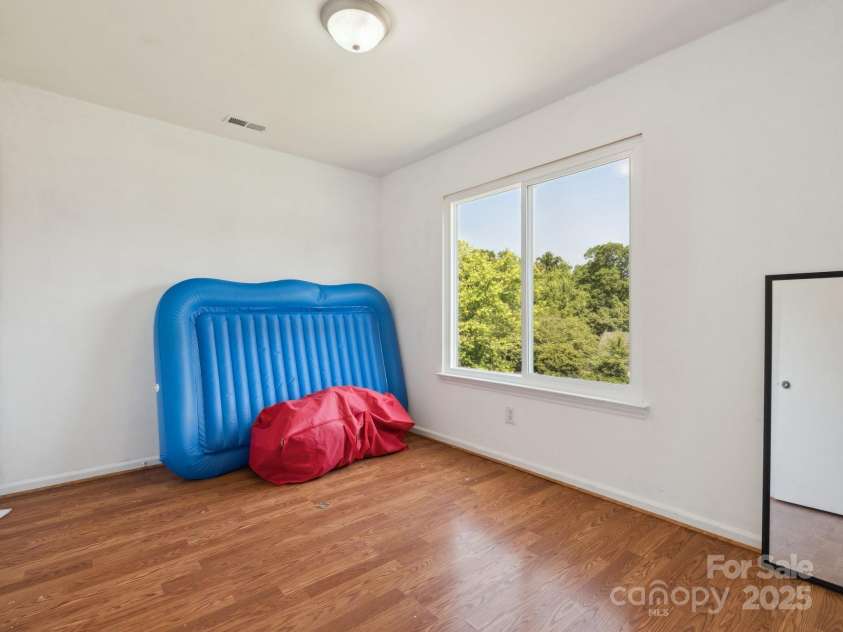5701 Silver Eagle Drive, Charlotte, NC 28214.  MLS# CAR4269905, YatesRealty ID 19626. Guest Bedroom 2