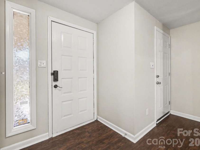 7341 Elwood Drive, Charlotte, NC 28227.  MLS# CAR4344772, YatesRealty ID 19627. 