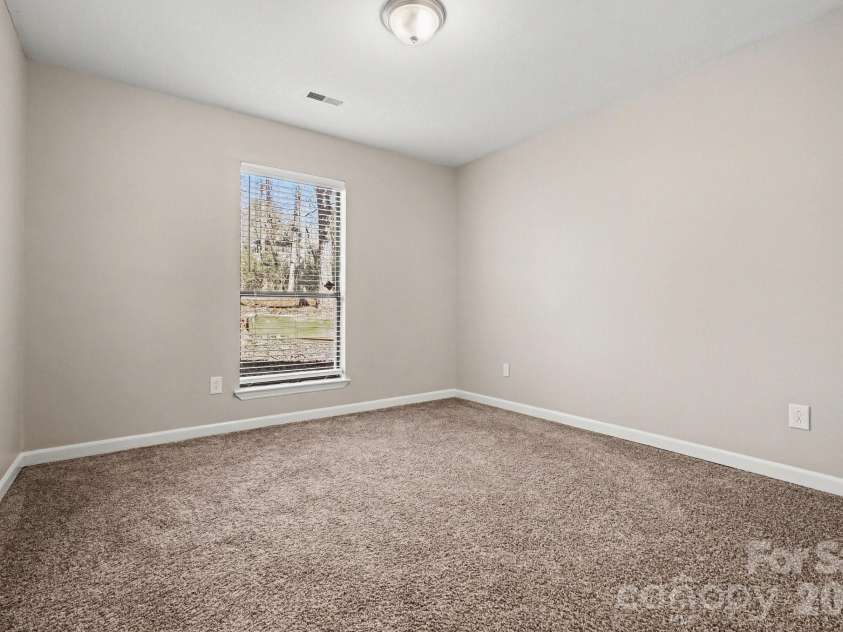 7341 Elwood Drive, Charlotte, NC 28227.  MLS# CAR4344772, YatesRealty ID 19627. 