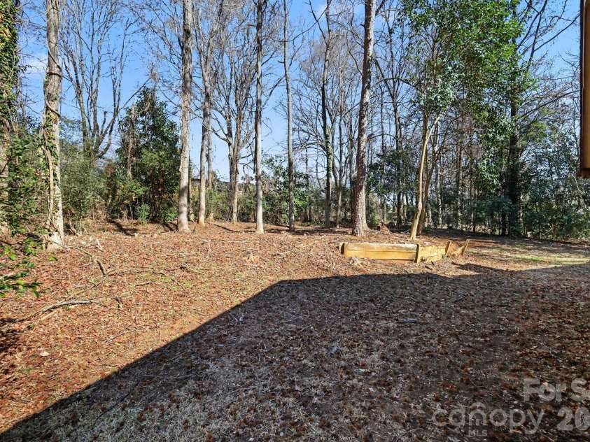 7341 Elwood Drive, Charlotte, NC 28227.  MLS# CAR4344772, YatesRealty ID 19627. 