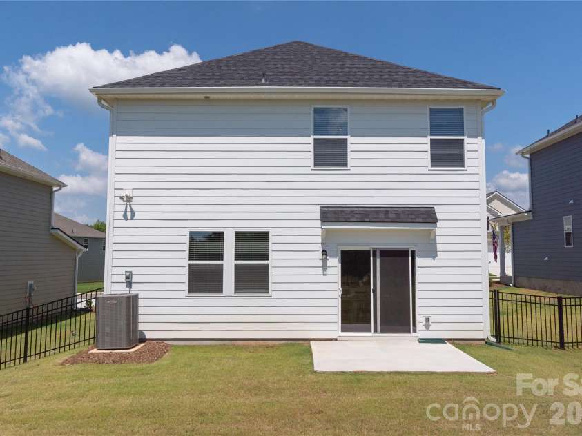 4994 Twin River Drive, Denver, NC 28037.  MLS# CAR4362321, YatesRealty ID 19628. 