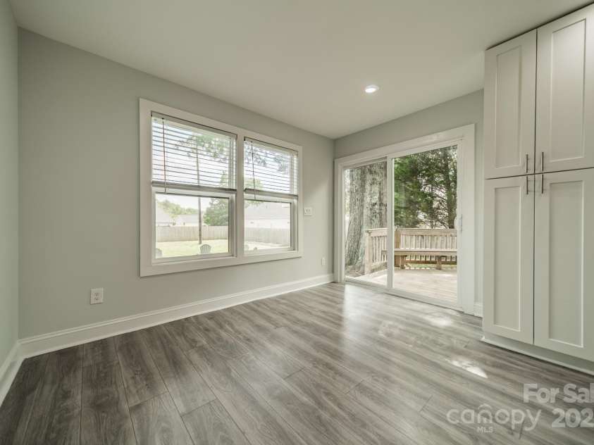 7901 Reames Road, Charlotte, NC 28216.  MLS# CAR4261222, YatesRealty ID 19628. 