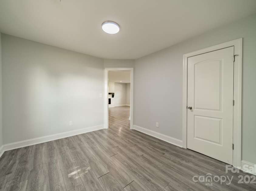 7901 Reames Road, Charlotte, NC 28216.  MLS# CAR4261222, YatesRealty ID 19628. 