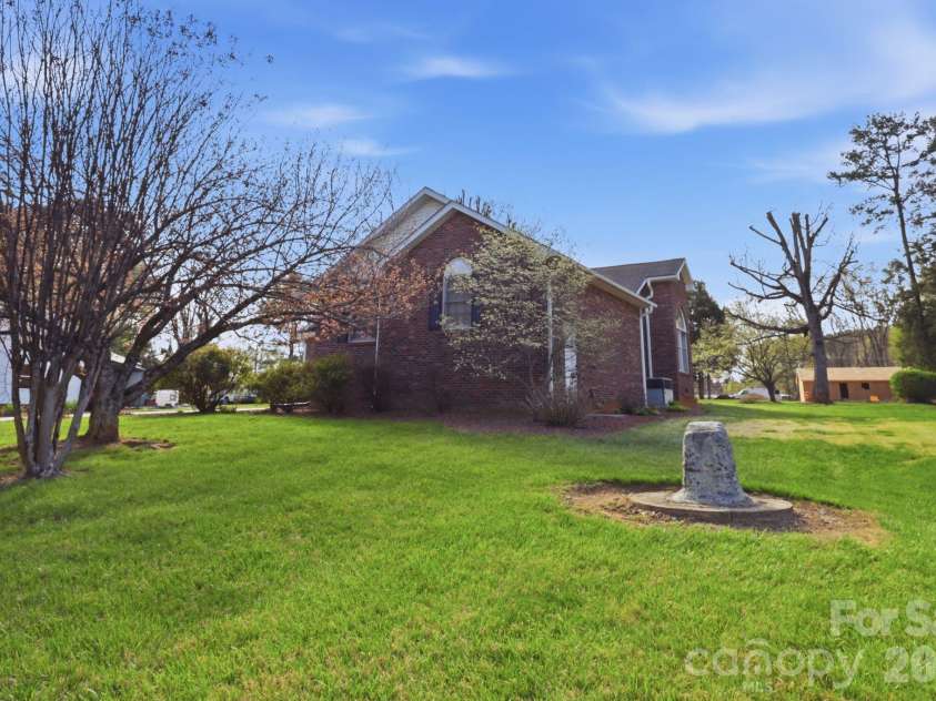 105 Stevens Road, Salisbury, NC 28147.  MLS# CAR4361103, YatesRealty ID 19629. 
