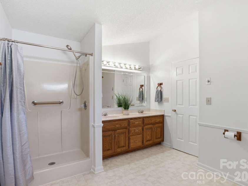105 Stevens Road, Salisbury, NC 28147.  MLS# CAR4361103, YatesRealty ID 19629. 