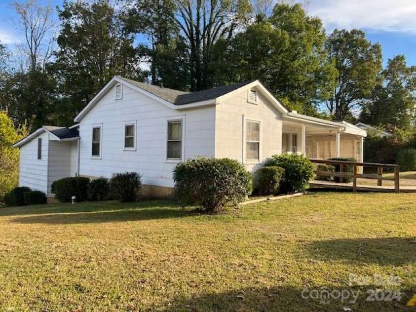 1435 Jacktown Road, Marion, NC 28752.  MLS# CAR4193199, YatesRealty ID 1963. 