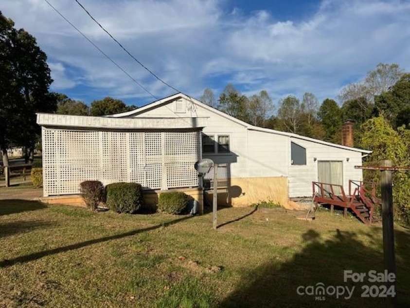 1435 Jacktown Road, Marion, NC 28752.  MLS# CAR4193199, YatesRealty ID 1963. 