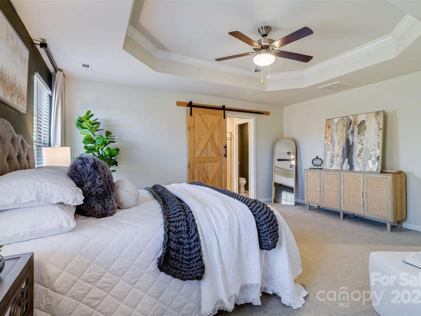 3108 Major Samuals Way, Charlotte, NC 28208.  MLS# CAR4334043, YatesRealty ID 1963. Primary bedroom