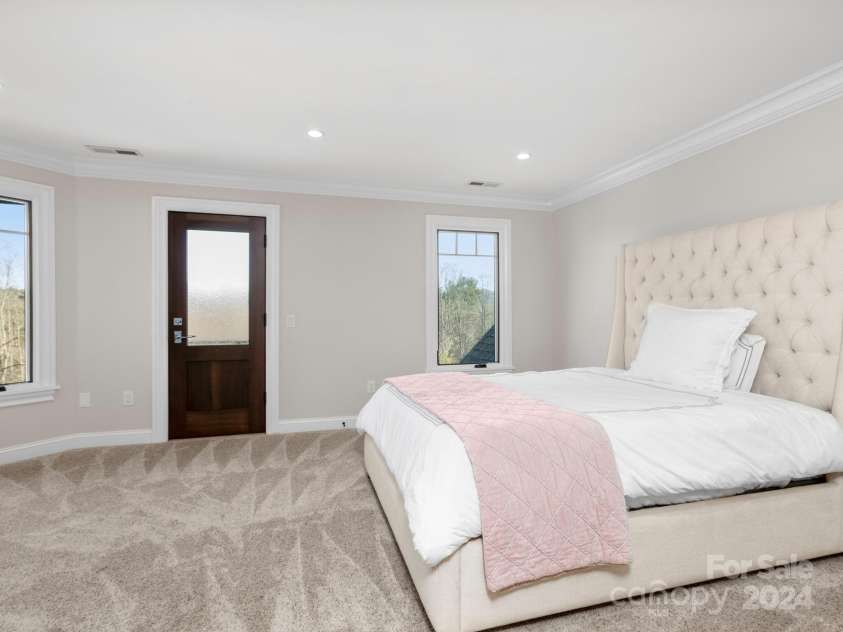 345 Scarlet Tanager Court, Arden, NC 28704.  MLS# CAR4202032, YatesRealty ID 1963. Bedroom