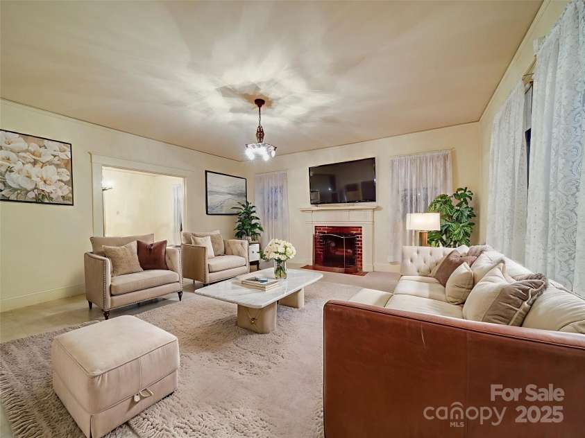 113 2nd Street, Spencer, NC 28159.  MLS# CAR4221156, YatesRealty ID 19630. 