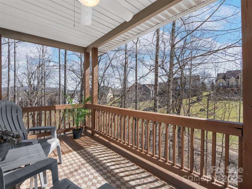 115 Springhead Court, Arden, NC 28704.  MLS# CAR4228492, YatesRealty ID 19631. 