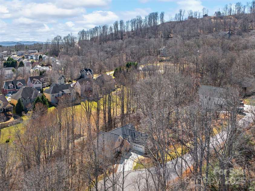 115 Springhead Court, Arden, NC 28704.  MLS# CAR4228492, YatesRealty ID 19631. 