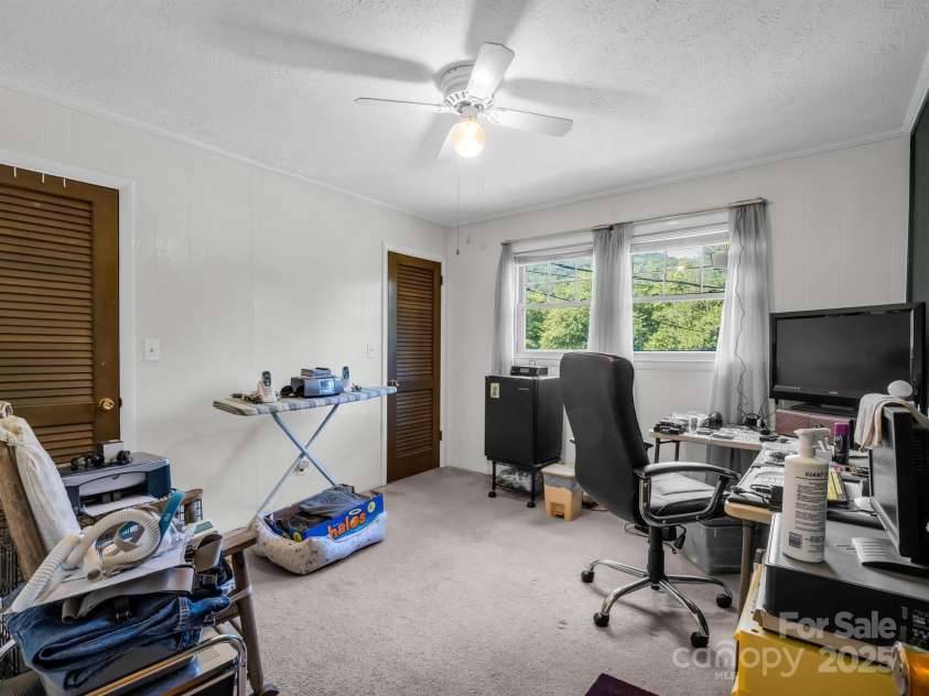 2512 Brevard Road, Hendersonville, NC 28791.  MLS# CAR4237635, YatesRealty ID 19632. 