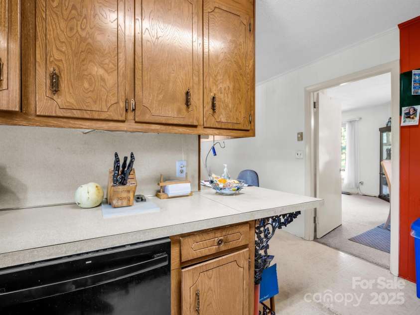 2512 Brevard Road, Hendersonville, NC 28791.  MLS# CAR4237635, YatesRealty ID 19632. Open to family room