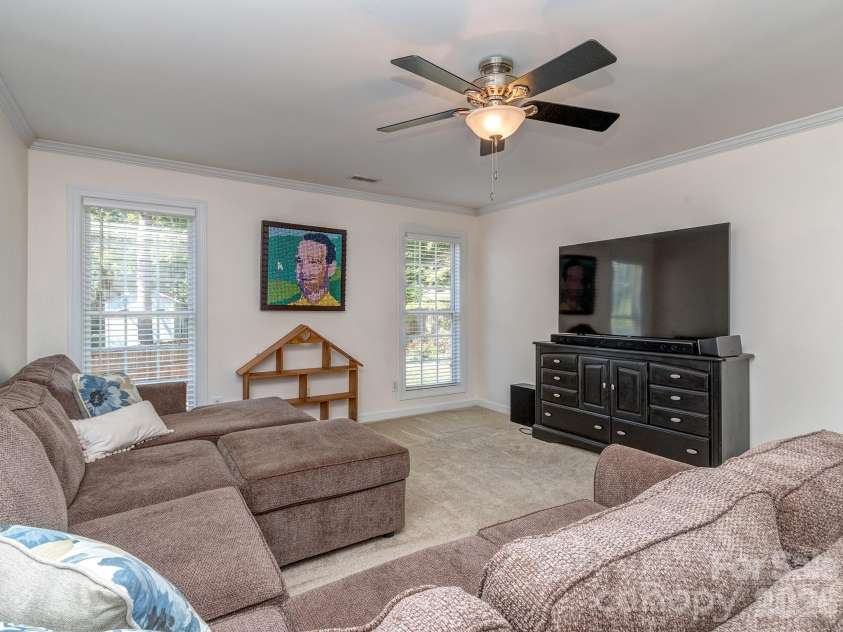 4651 Glasgow Court, Gastonia, NC 28056.  MLS# CAR4372254, YatesRealty ID 19632. 