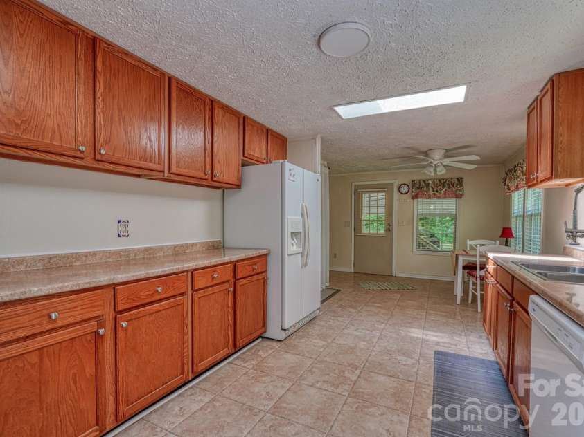 123 Little Rock Way, Mill Spring, NC 28756.  MLS# CAR4375558, YatesRealty ID 19634. 