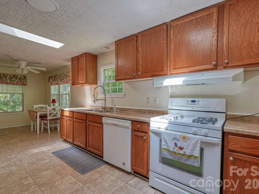 123 Little Rock Way, Mill Spring, NC 28756.  MLS# CAR4375558, YatesRealty ID 19634. 