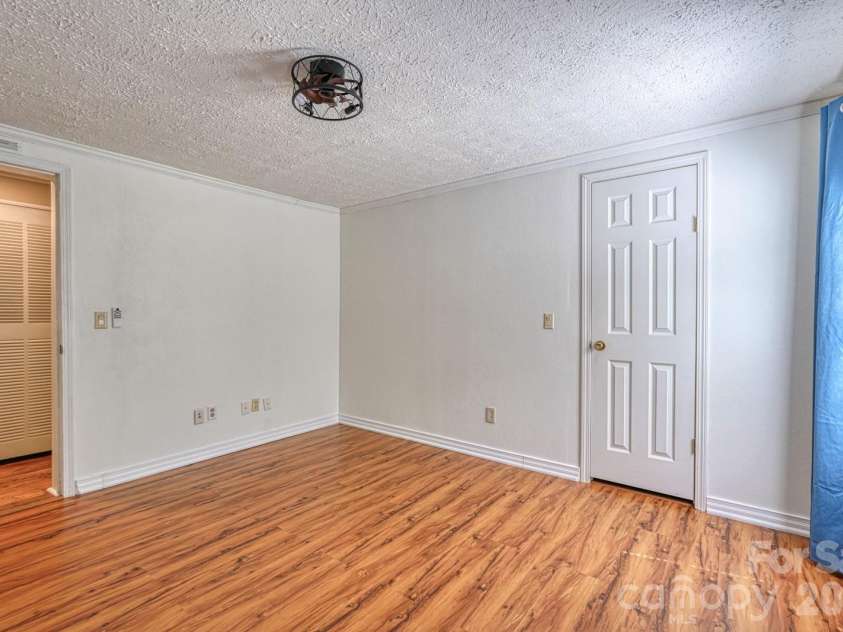 123 Little Rock Way, Mill Spring, NC 28756.  MLS# CAR4375558, YatesRealty ID 19634. 