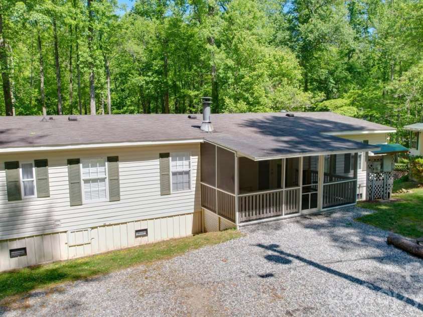 123 Little Rock Way, Mill Spring, NC 28756.  MLS# CAR4375558, YatesRealty ID 19634. 