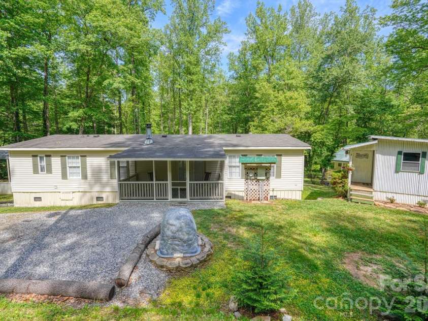 123 Little Rock Way, Mill Spring, NC 28756.  MLS# CAR4375558, YatesRealty ID 19634. 